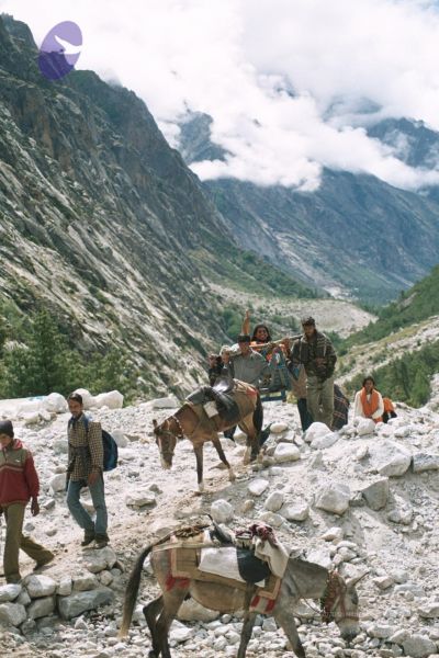 File:200406xx 9 gkvale-1AA021A CMP WM.jpg