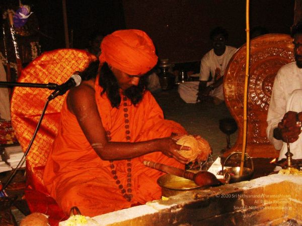 20040702 Photo 144 1efUvanOD0LPCsyqhy3LyIDziaDwy2K2I.jpg