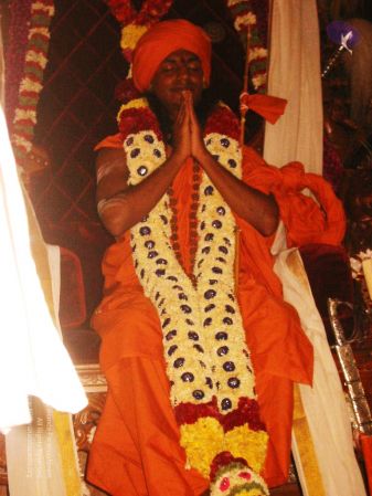 20040702 Photo 200 1XyhOrw40yucxl 3Zr2V3bak7yrkzAZij.jpg