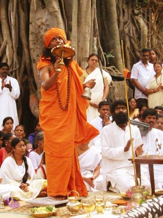 20040702 Photo 218 1U1cUMqIiYoO21XrDKie-mAX-oMHE0udm.jpg