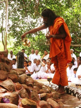 20040702 Photo 21 1vXF9RwQQtnamt2n37tQZjMebLAdkfk7v.jpg