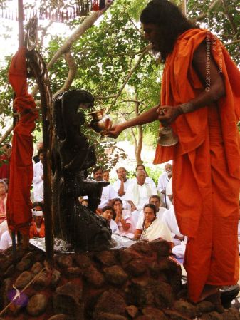 20040702 Photo 27 1CDX87d 5ZpX9Tk-ONfDJWEoh6rye3Ga4.jpg