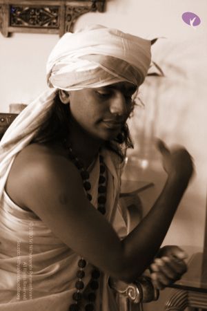 20040825 Photo 164 1WK9BZ8ZZL0I2pL58mwZTQ O7A9aollNI.jpg