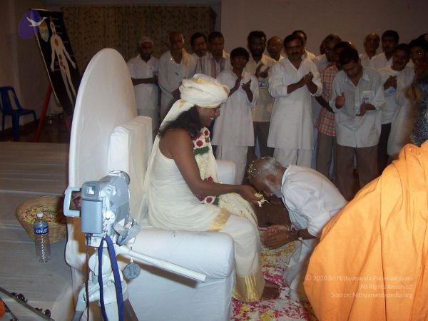 20041017 Photo 1008 1 1cX25KoFbKE1IS9a-VmZHuxU1ZHN1mV.JPG