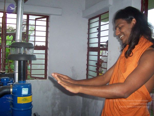 20041125 Photo 11 17zWSkOTL0HSRS657MohiFrGUrXv-E00T.jpg