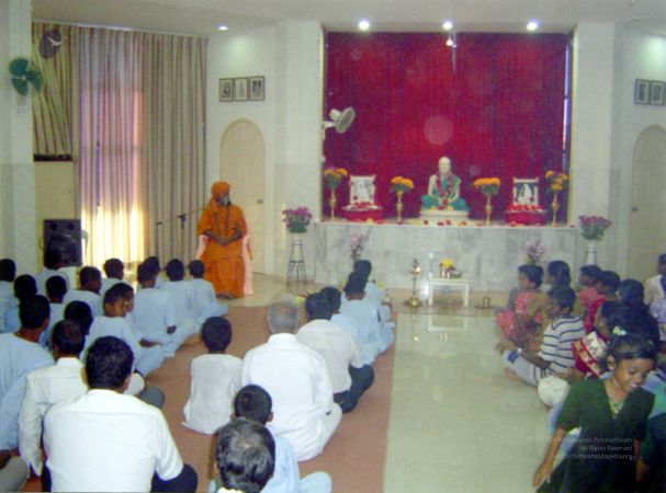 2004 July 20-26 PA-83 0170100.jpg