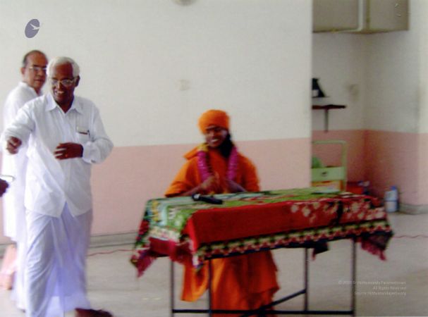 2004 July 20-26 PA-83 0200100.jpg