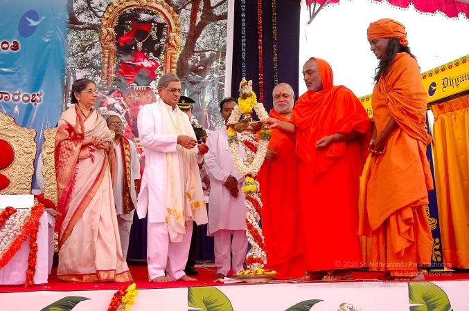 20050101 Photo 1075 1TLtTox1S uevMKaggL-TSw-RCtmj1fhU.JPG