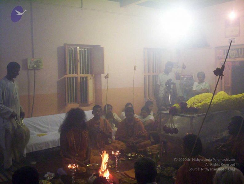 File:20051113 Thiuvannamalai 131105 168 CMP WM00-1.jpg