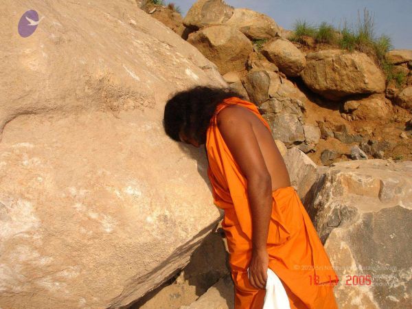 20051118 Photo 7 1i-MttAwYJga3sS7oB1YV-gYnxAm4gkcs.jpg