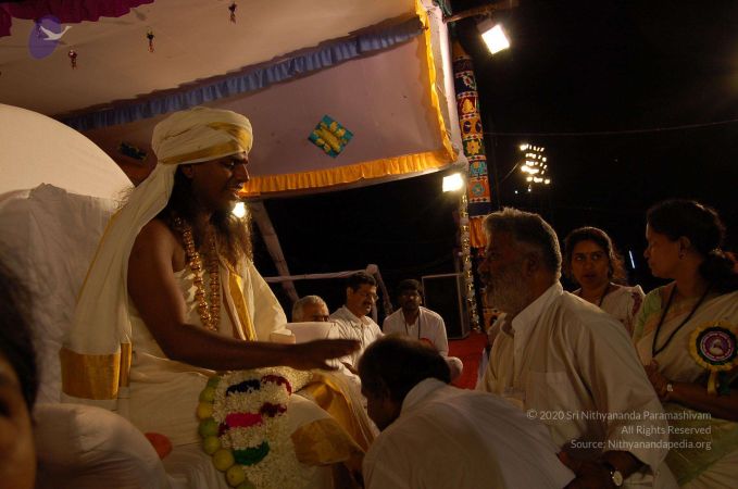 20051211 Photo 303 16xVtXEO8CazsFvy7C21n3C2H6WUEAzM .jpg