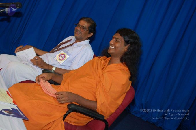 20051211 Photo 44 1yqENrdbpzCbmB5q0Can2hsjvlfAaP4JR.jpg