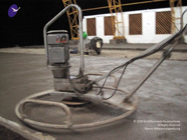 2005 430 CMP WM01.jpg