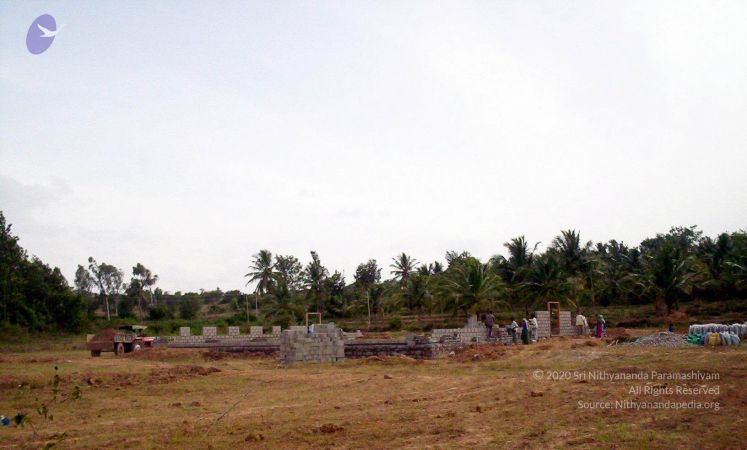 2005 49 CMP WM01.jpg