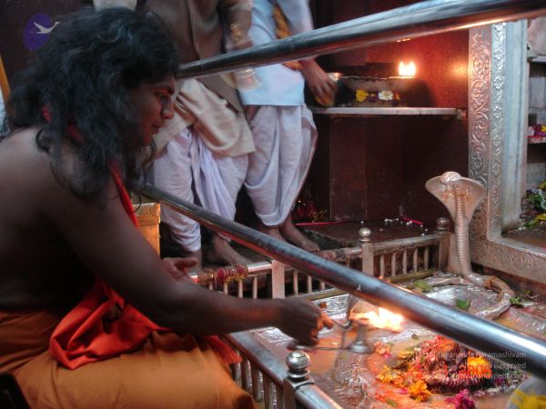 20060106 Photo 1012 1vZKJnwdSFi2G 6Jej7YWauLm6ZJ L6pi.JPG