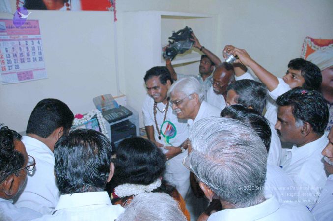 20060212 Photo 9 1xrXh2smqG-EX0YK8cbzHW-oGMI0sD8US.jpg