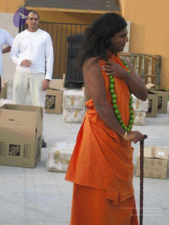 20060225 Photo 14 1toV8Qkoy-0YriW77m9sHLmIcL9UmEAC8.jpg