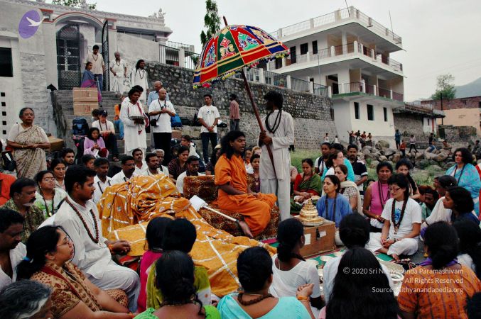 20060522 Photo 312 123i0x5hX9YX49aiXxr8nsFtlQCrN7CDs.jpg