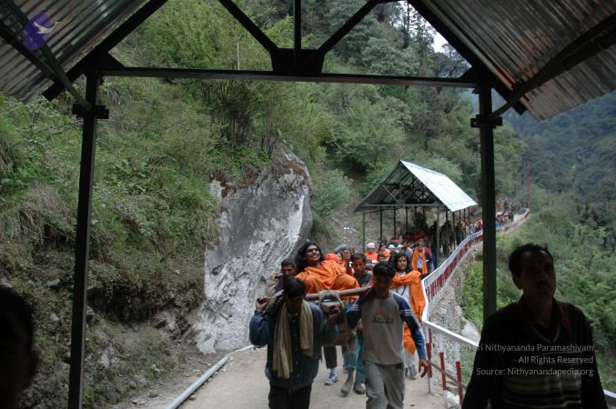 20060524 Photo 20 13JxCl3Y31WvLn2Ikfb2MPO4deDAZUDUF.jpg