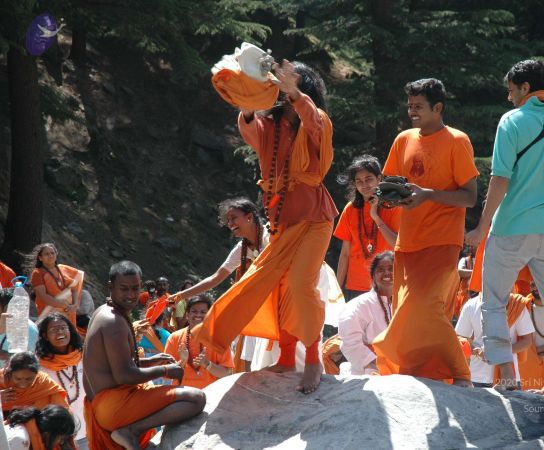 20060526 Photo 209 1HwAN3MAIzMW7LiiUmELh8J0Urb-fEuAj.jpg