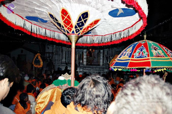 20060526 Photo 37 1XW17MiSPYhe8W8h1UvYISIj4MnMkkL-W.jpg