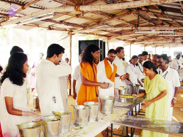 20060728 Photo 51 1uO9ECP8GR62u08kiMOJIZneBt54kN7FZ.jpg