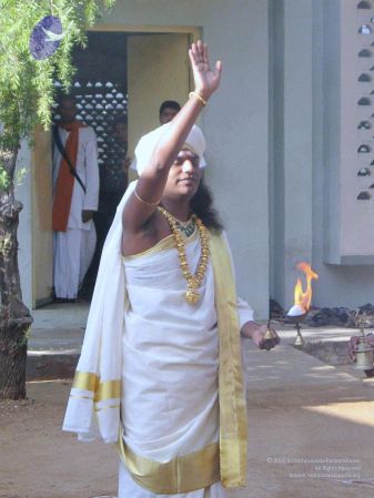 20060730 Photo 303 16gKnL076MdiqB-JaA3FZcD5Wn4CUUmWs.jpg