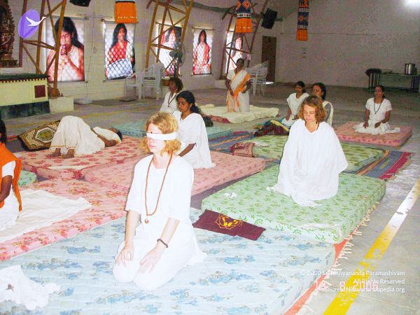 20060819 Photo 20 1AcnSjKdVrn2O8a 8O5m8sKkbqtQBDOIv.jpg