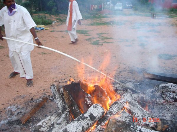 20060819 Photo 9 1kPa2PGwebyIAwjCjKMuUNRaR5ROT0Ikh.jpg