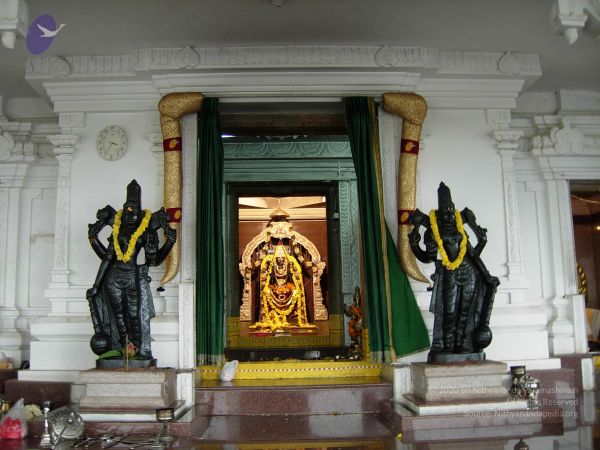 20061001 Photo 1078 1xkfUmxhKTaACaxGH3k3v4 Bgama01E78.JPG