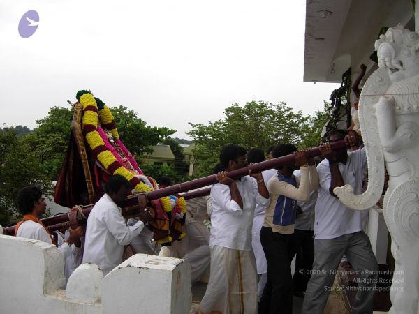 20061001 Photo 1095 1e RwbeHK1Ig2-IcqLgSK6 hkSC bphgn.JPG