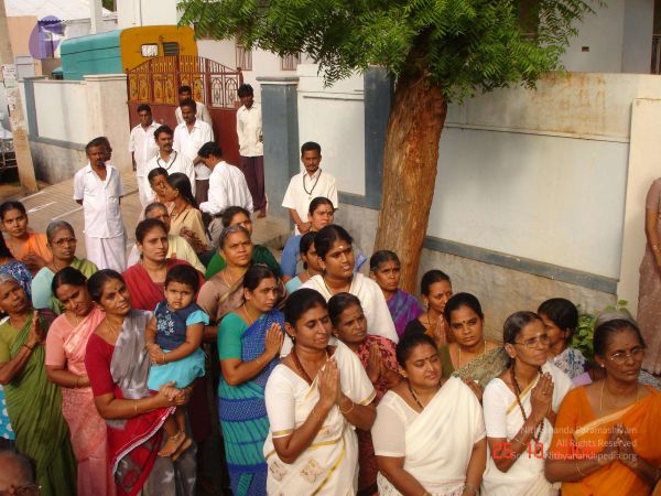 20061025 Photo 13 1OEoR-2nfxO4nG6tnpDtJ-aHJWz9fUf0D.jpg