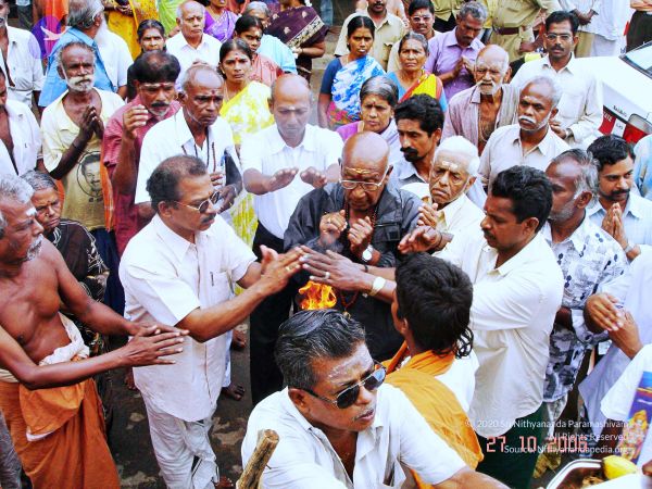 20061026th-27th Kodikannyatra Photo 139 1xSk87qASrAW6Hrdz9fZSMsgVe4QKs6kj.jpg