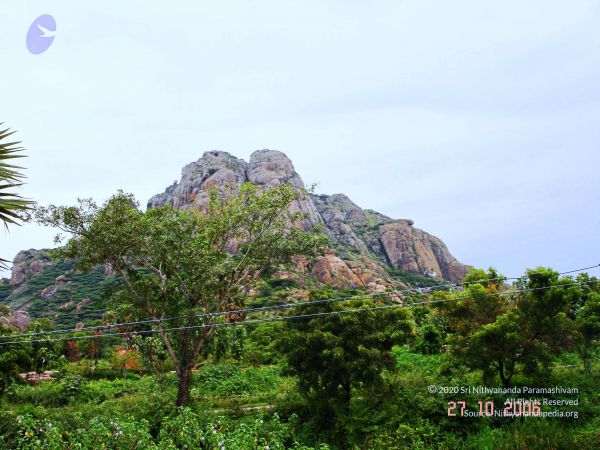 20061026th-27th Kodikannyatra Photo 158 1r e8J8MZ5Io3kL7fT82GvNSedfkKNcQr.jpg