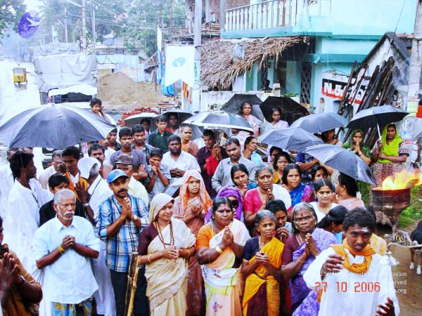 20061026th-27th Kodikannyatra Photo 73 1zXUTqMTJudGMhlVQ2M7qp0RCMYQTyzRy.jpg