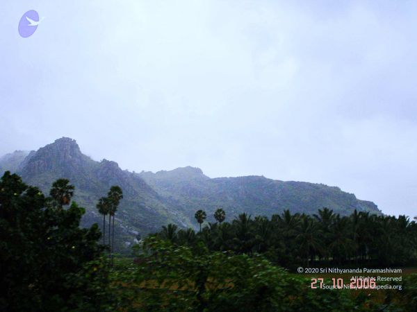 20061026th-27th Kodikannyatra Photo 81 1t7bmwG5SuIkv6wQe4ruUkzBcDeJV1vB-.jpg