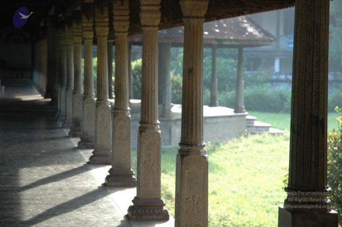 20061109 Photo 1003 1TEoVyZmdgM7yBHL4MQKoNUEYGeVU27q0.JPG