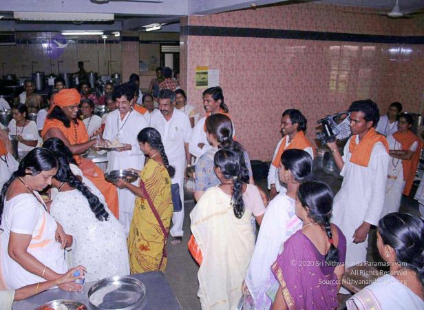 20061214 Photo 177 1EVFRYePFB0jFNv-qwSTN7FZj1jJLewX8.jpg