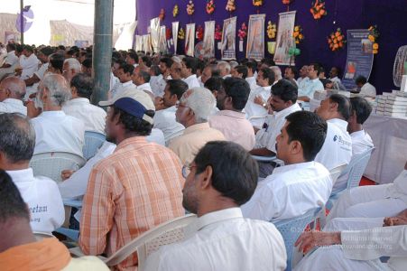 20061217 Photo 393 1EU924QihXRogIFC LLkyAGNiPnXBDnjU.jpg