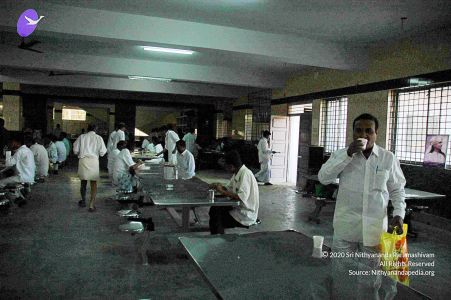 20061217 Photo 513 1-lq2r 28b51SnbXIKIjHFYXJKw6IYC2z.jpg