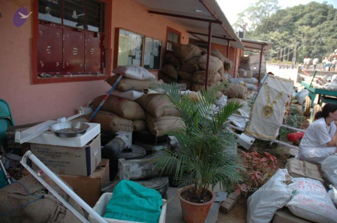 20061220 Photo 599 1QvXJWHx0BdmmQzhx3-J4V2qQFxzOg4pb.jpg