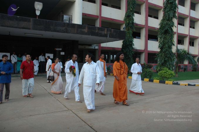 20061220 Photo 904 1pcmZUoXgBq IgAqM8LM8JgRZdVPEcpDp.jpg