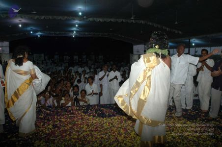 20061220 Photo 990 1OVAQXk04k8UTllzHWmWtPXOy9QeMVG h.jpg