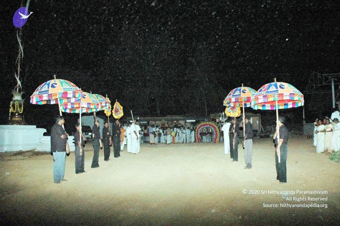 20061223 Waiting 2 welcome DSC 0962 CMP WM 11.jpg