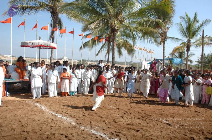 20061225 Photo 2002 1wuOLZ5pZ9ls93KNe1T74AKU2l3fiPWmn.JPG