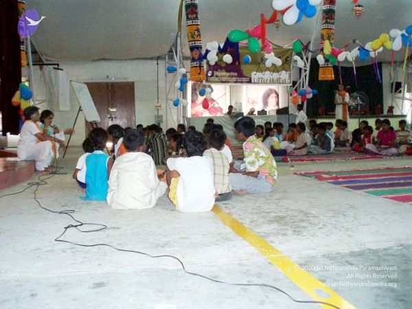 2006 P4300594 CMP WM 11.jpg