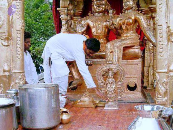 2006 Ratham Navalur Kuttapattu Photo 11 1zgBZpgs0r11YMC9sB-6LxMryHWISMB2i.jpg