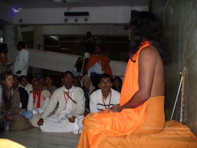 2006 Varanasi Yatra 177 CMP WM.jpg