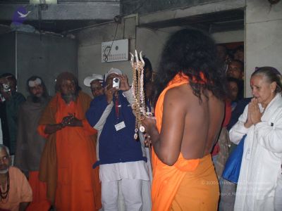 2006 Varanasi Yatra 193 CMP WM.jpg