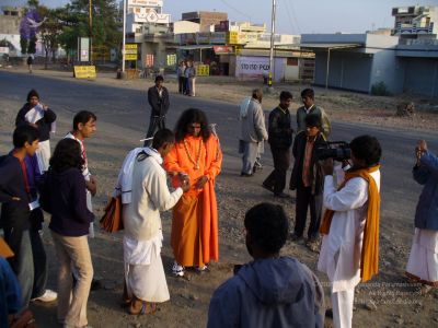 2006 Varanasi Yatra 216 CMP WM.jpg